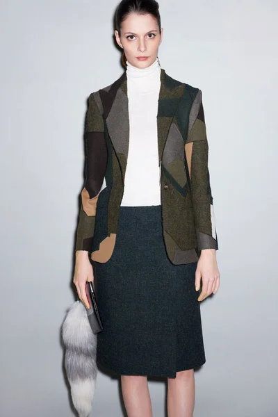 Look 17
